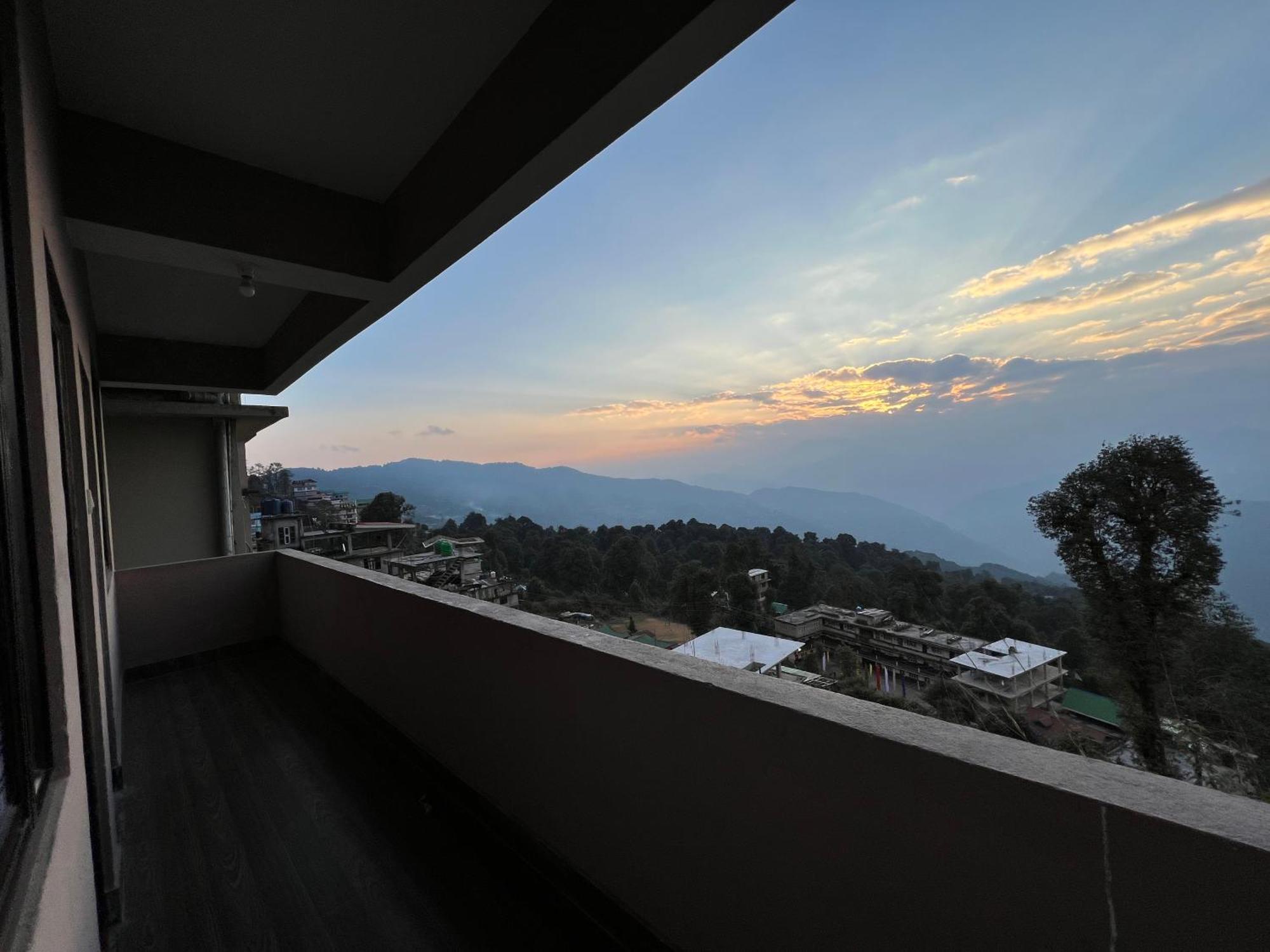 Hangkhim Homestay Ravangla Exterior foto